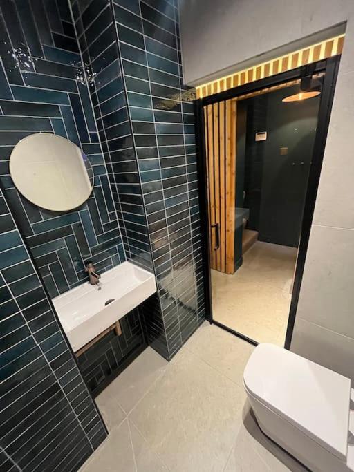 شقة The Hideaway, Hot Tub Henley-in-Arden المظهر الخارجي الصورة